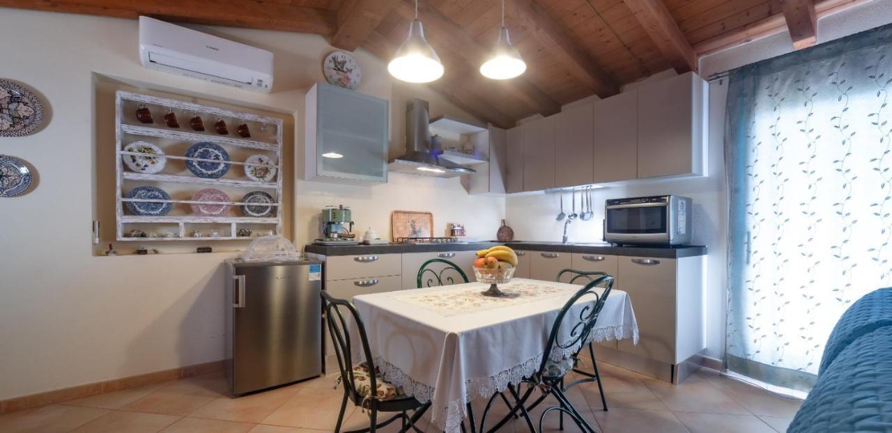 Casa Vacanze  IS MERIS Capitana Esterno foto