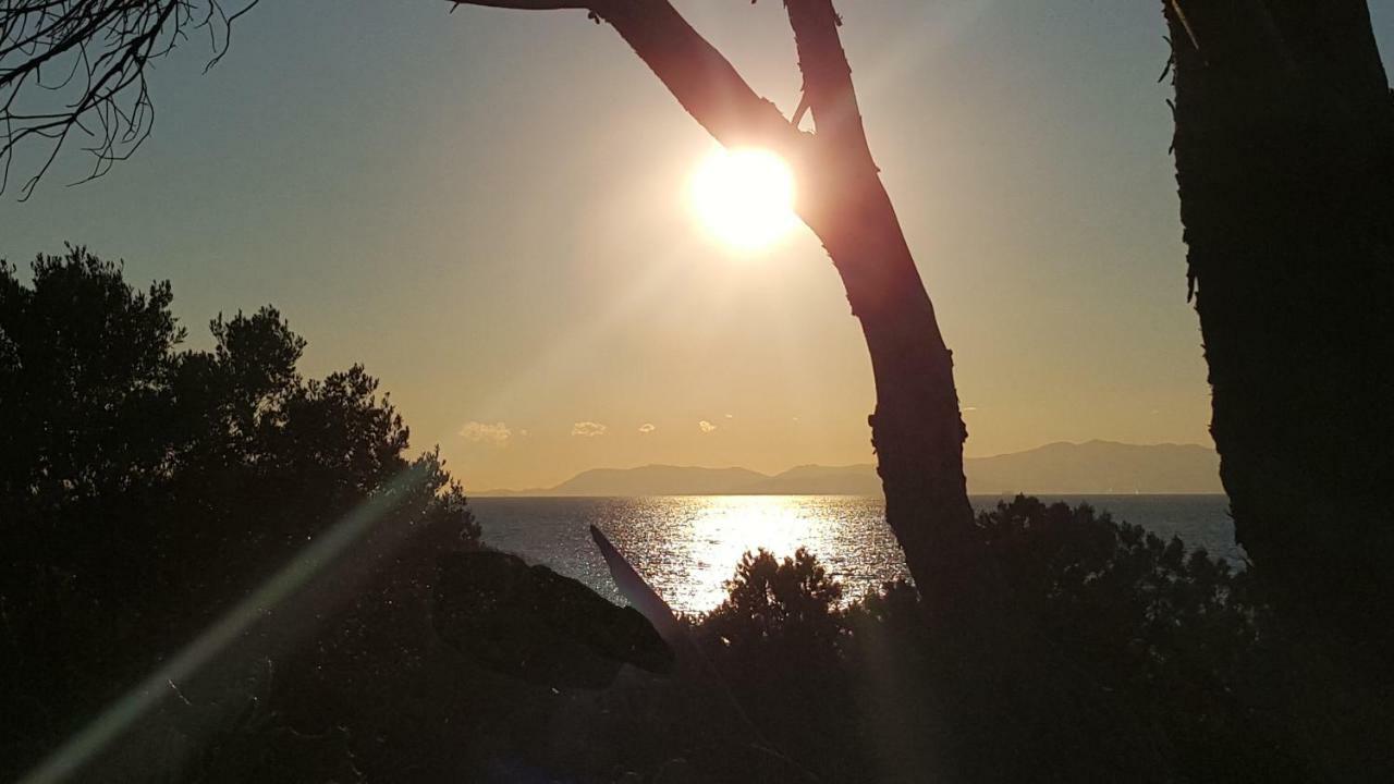 Casa Vacanze  IS MERIS Capitana Esterno foto