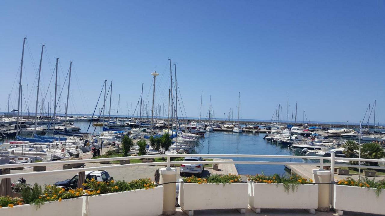 Casa Vacanze  IS MERIS Capitana Esterno foto